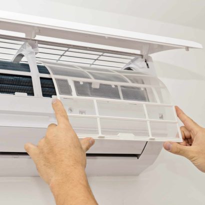 Changing,The,Filter,Of,The,Air,Conditioner.,Changing,Filter,In